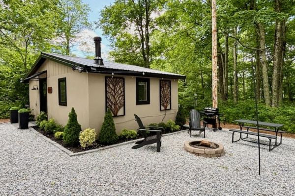 Inn a Nutshell – Pet Friendly!
